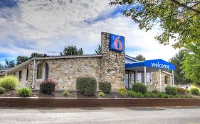 Harrisonburg Motel 6